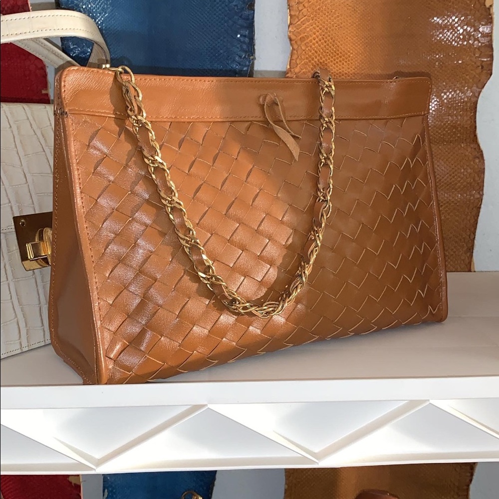 Vintage Handcrafted Handbag!